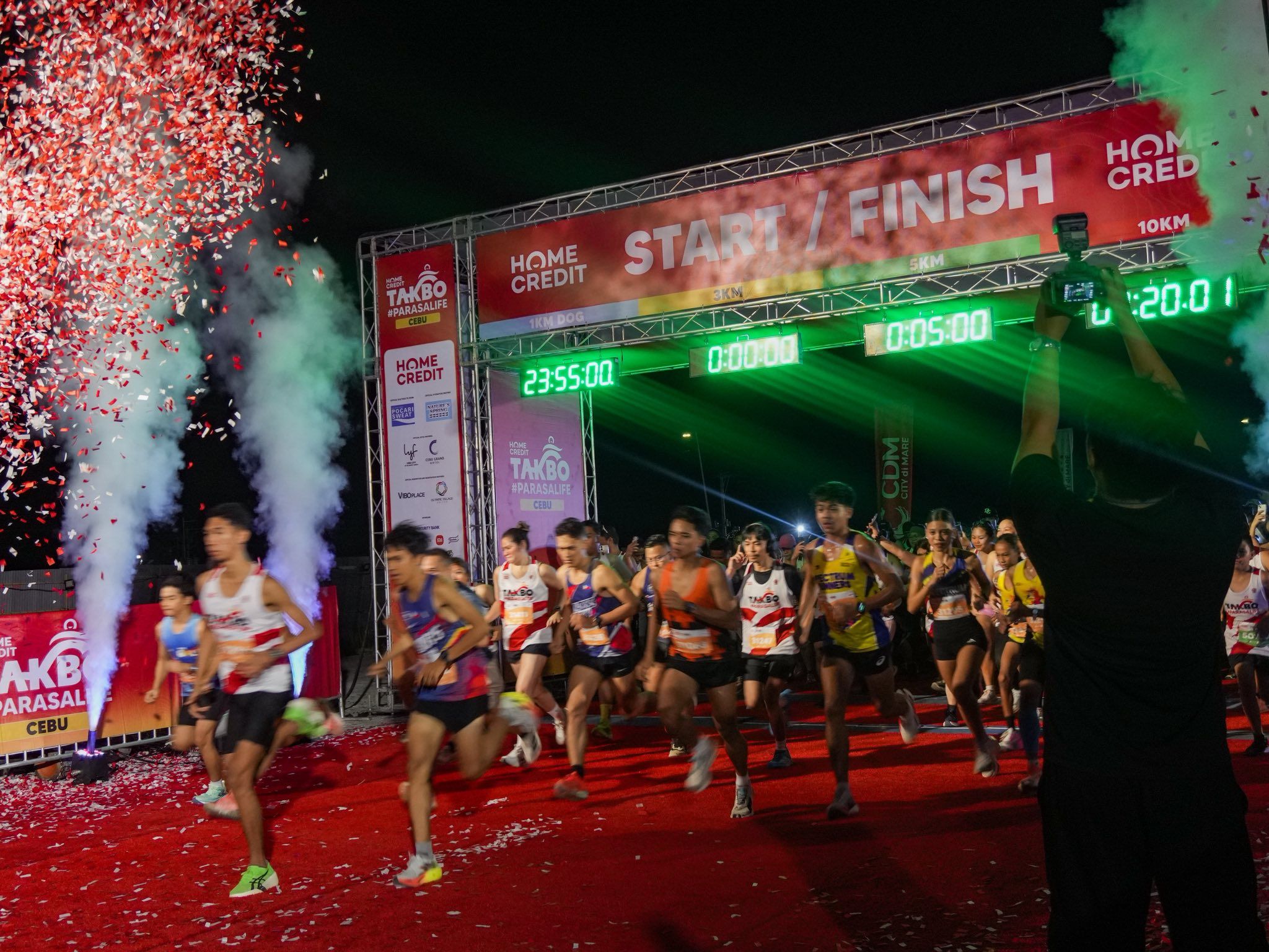 M Lhuillier at the Home Credit Fun Run